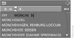 5. Ggf. ins dritte Feld von oben wechseln. Controller drehen, bis der Ortsname in der Liste ausgewählt ist, und Controller drücken.